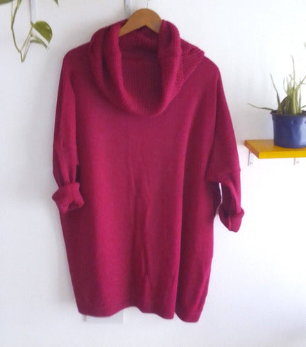 Maxi Oversized Sweater with Wide Long Neck. Black Fuchsia 5