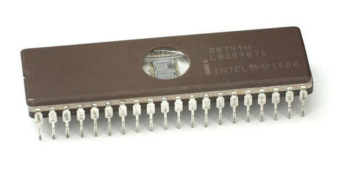 D8749 8749 MCU Microcontroller Microprocessor 8-bit EPROM 0
