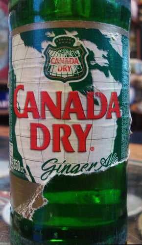 Antigua Botella De Gaseosa Canada Dry (llena). 25747 2