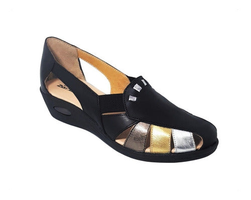 Black and Gold Leather Guaracha Sandals for Women - Elasticized Comfort 1
