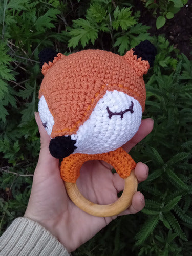 Vishwa Tejidos Crochet Rattle. Animals. Fox. Wooden Ring 2