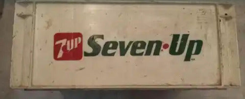 Cajón Para Botellas De 7 Up,de Litro Original Década Del 80. 0