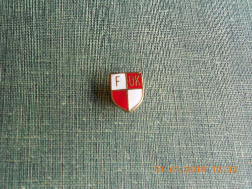 Lucheto Pin Esmaltado De La Fundacion Otto Krause - P/ojal 1