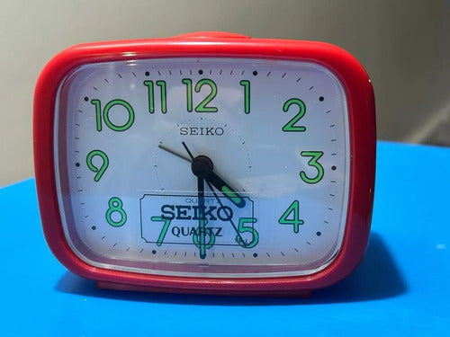 Seiko Silent Electro Vintage Square Alarm Clock QXK635RN 3