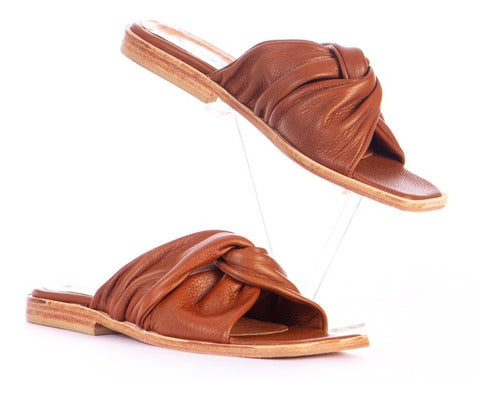 Victoria Ates Ivanka Heel-less Flats in Genuine Leather 1