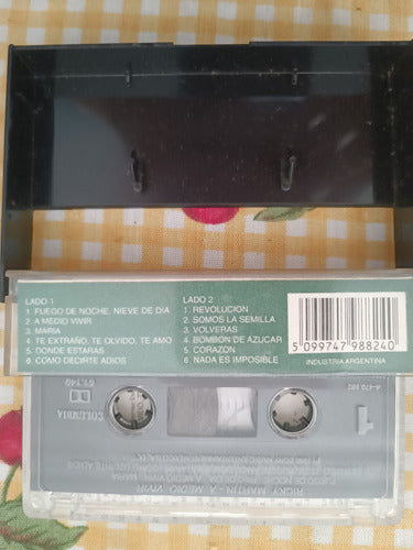 Cassette Ricky Martin  A Medio Vivir 1