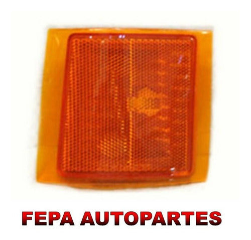 Generic 203 Front Turn Signal Light Chevrolet Pick Up Silverado 97/01 Amber 0