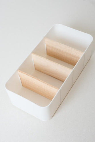 Organizador Nordico Blanco Con 4 Divisiones De Madera 1