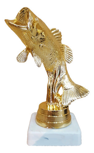 CABPremiaciones Trofeo Plástico Pesca Surubi 11cm Base Baja - Souvenir 0