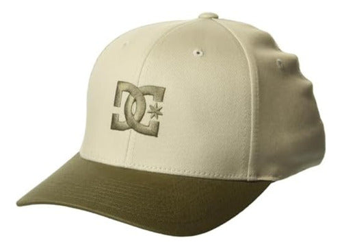 DC Gorra Hombre Star Seasonal Flexfit Curve Brim Hat, Plaza 0