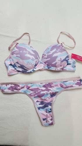 Avril Kaury Conjunto 2010 T.soft Estampado Camuflado C/less 1