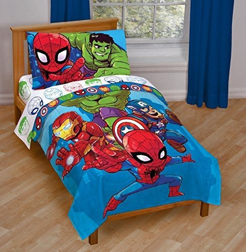 Jay Franco Marvel Heroes Friends 4 Piece Kids Bedding Set 6