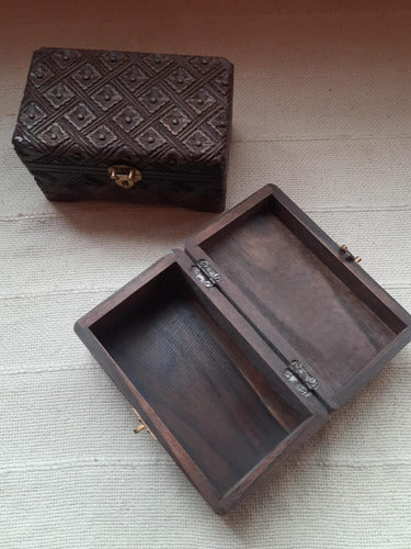 Artesanal Wooden Chest Box 1