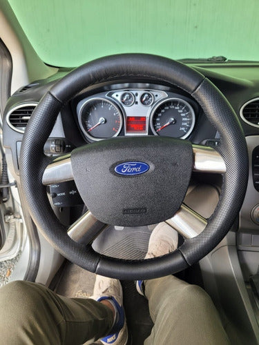 Hyundai Genuine Leather Steering Wheel Upholstery Monserrat Capital 2