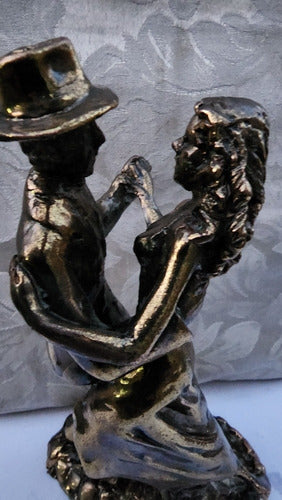 Pareja Bailando Tango En Bronce ..17cm Altura..base 9cm. 4