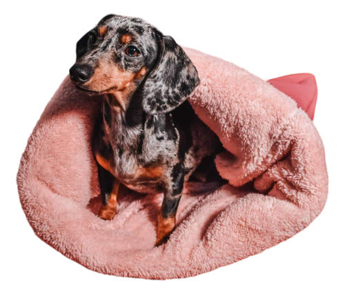 LØNA Dog Sleeping Bag for Dachshunds or Cold-Natured Dogs 0