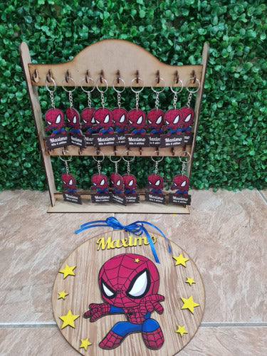 Candy Laser: Spider-Man Keychains Pack of 20 + Key Holder + 25cm Centerpiece 3