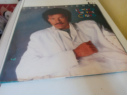 Lp Lionel Richie Dancing On The Ceiling -conservado 0