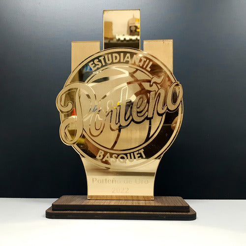 Trofeo Espejado De 17,5 Cm Base De Madera Personalizado 1