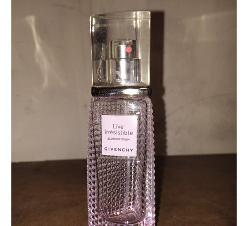 Frasco De Perfume Vacio Givenchy Live Irresistible 30 Ml 3