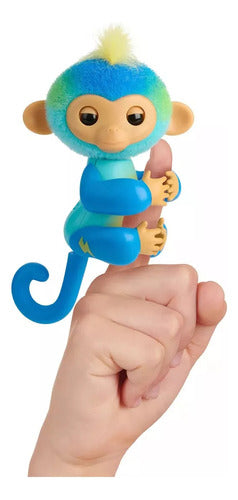 Shine Fingerlings Interactive Monkey Baby with Sound 1