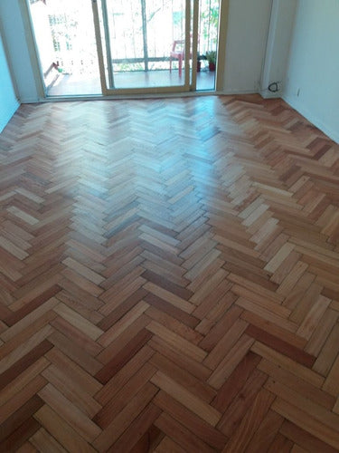 CONFORTPARQ Polished and Plasticized Wood Flooring 0