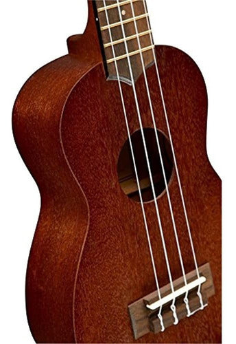 Kala Mk-s / Pack Paquete De Ukelele Soprano Makala 3