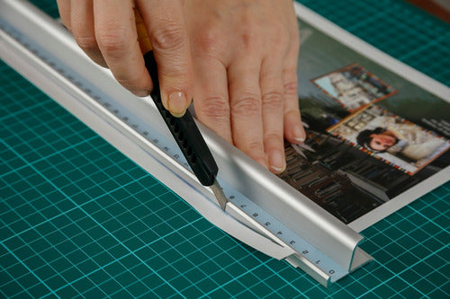 Metal Cutting Ruler with Finger Protection Mini 65 cm 1