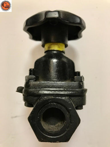 Saunders Diaphragm Operated 1/2 Inch Shut-Off Valve 2