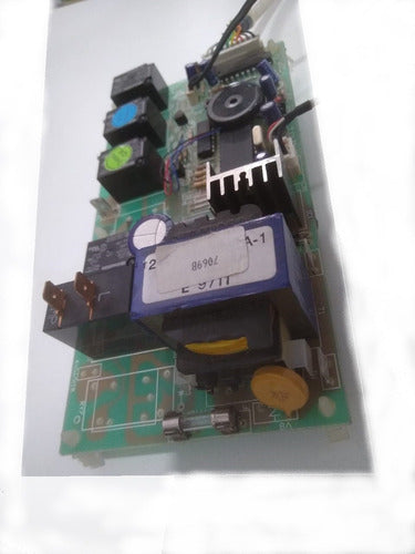 Placa Universal Aire Acondicionado Varios 2121my3893a1 E9711 5