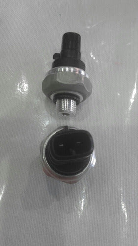 Ford Air Conditioning Pressure Switch 1