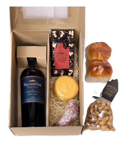 Dulces Chinitas Premium Snack Box for Father's Day 0