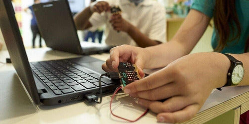 Micro:bit Micro: Bit Go Kit STEAM - Includes AAA Batteries 1