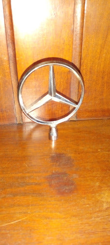 Emblema Estrella Mercedes Benz Metalica 1