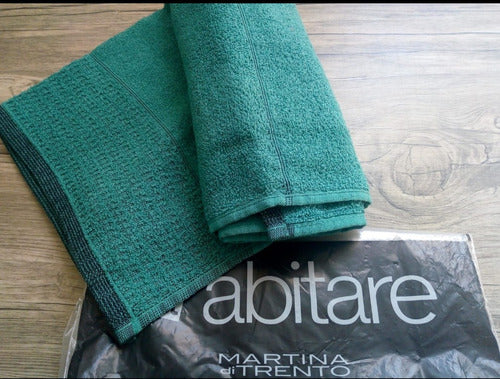 Martina Di Trento Pine Green Hand Towel - 420g 1