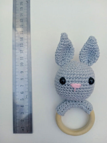 Amigurumi Sonajero Mordillo Aro De Madera 5