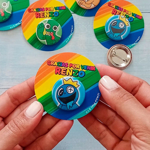 Rainbow Friends Mini Pins 32mm x 30 + Card Set 2