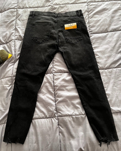 Pull Bear Black Carrot Cut Jeans