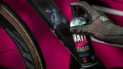 Muc-Off Matt Finish Detailer Spray Protector for Matte Surfaces 400ml 5