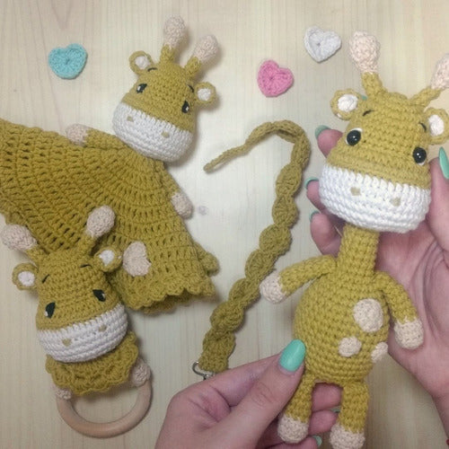 Luna Lanar Crochet - Baby Giraffe Set for Infants - Knit Toy 1