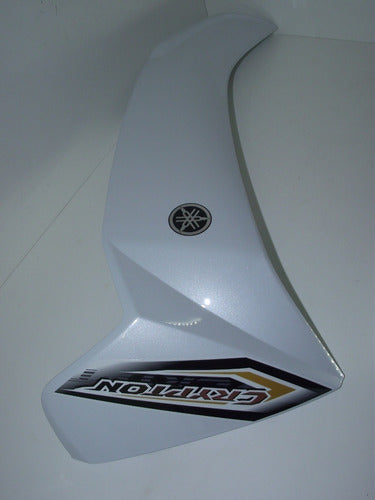 Yamaha Original White Left Leg Cover for New Crypton 110 2