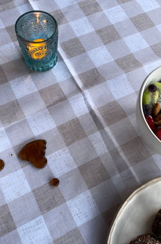 Stain-Resistant Printed Gabardine Tablecloth Repels Liquids 3m 37