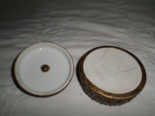 Antiguo Alhajero Caja Porcelana Y Bronce Labrado Restaurado 7