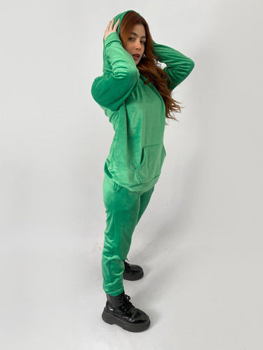 Moda_Relativa Women's Plush Sensory Hoodie 3