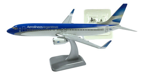 Hogan Wings Boeing 737-800 Scale Model, Aerolineas Argentinas, 1:200 0