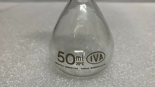 IVA Borosilicate Flask 50ml with Plastic Cap 3