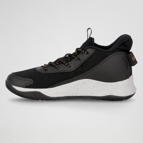 Under Armour Curry 3z7 Basketball Shoes for Men in Black 1