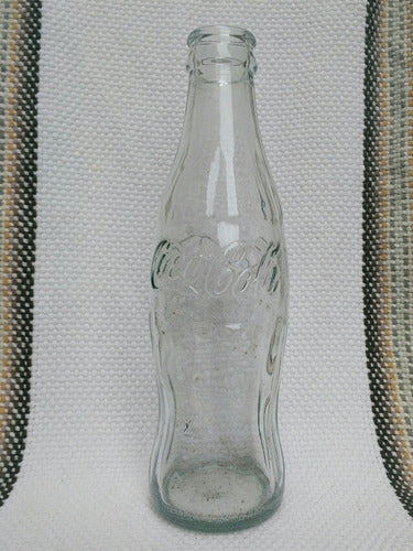 Botella Coca Cola Vacía Letras En Relieve Colección 237ml. 0