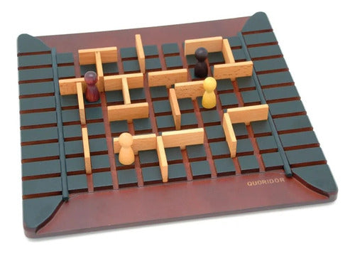 Juego De Mesa Ajedrez Con Laberinto En Madera 1