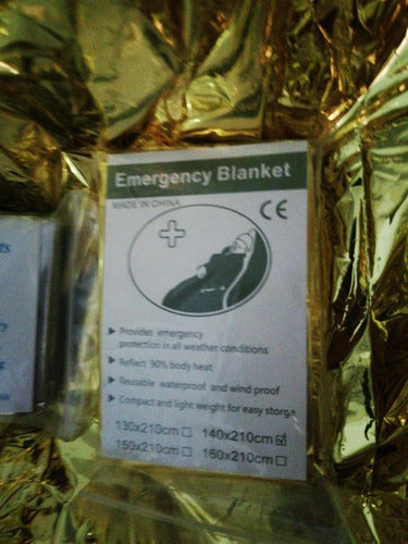 EMERGENCY BLANNKRT Gold and Silver Thermal Blankets 1